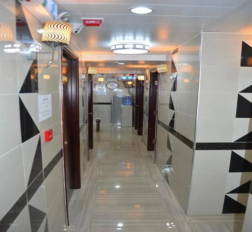 Skycity Hostel Hong Kong Guest house