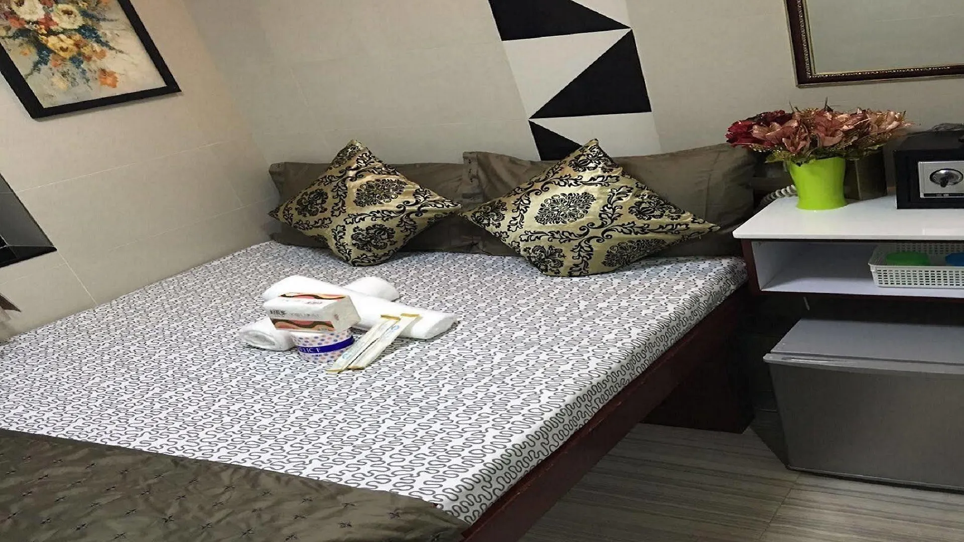 Skycity Hostel Hong Kong 0*,  China