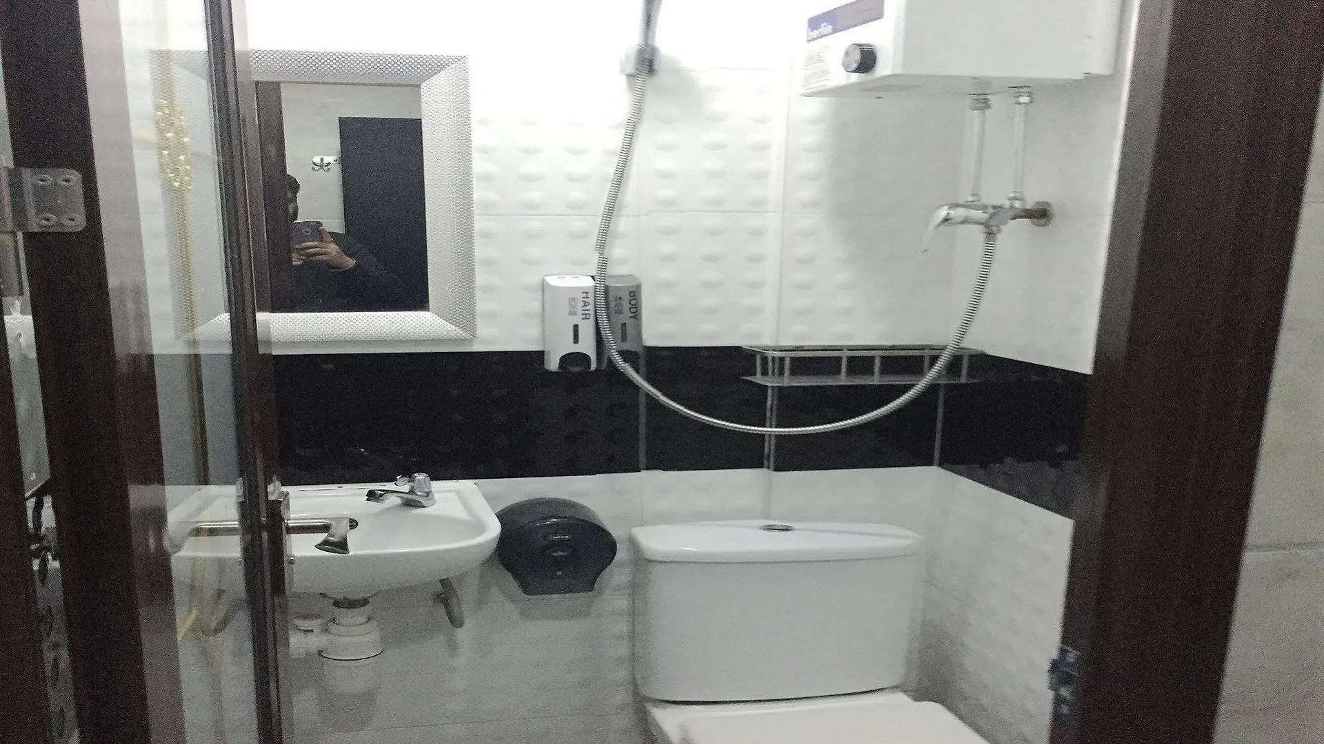 Skycity Hostel Hong Kong 0*,  China